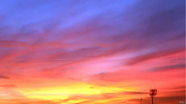 textura del cielo de la tarde