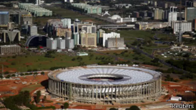 Estádio Mané Garrincha / Reuters