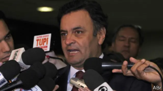 O senador mineiro Aécio Never está em terceiro na pesquisa mais recente, com 11% das intenções de voto