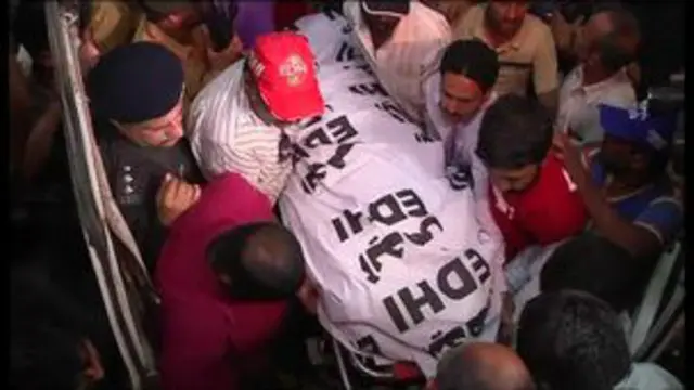 हमले के बाद अस्पताल ले जाते वक्त ज़ाहरा की मौत हो गई