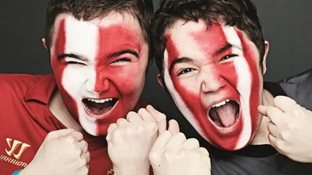 Sam y Dan Lloyd fotografiados por Rankin