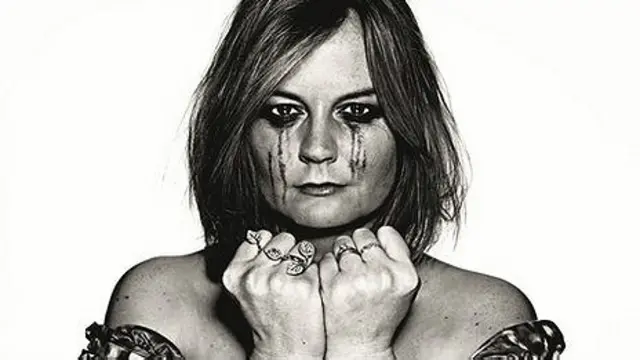 Louise Page fotografiada por Rankin