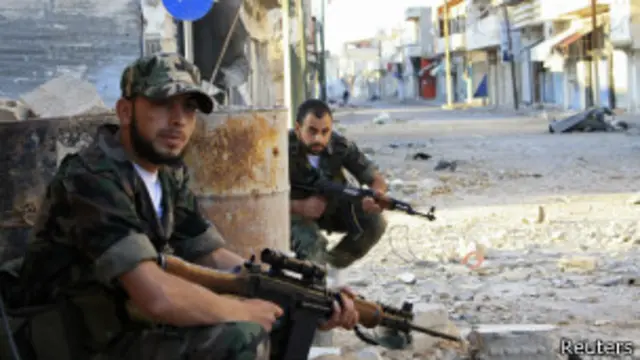 Повстанцы из Свободной сирийской армии в Кусейре