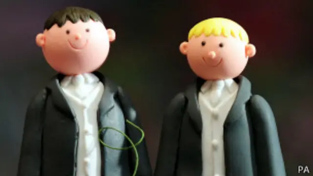 Украшения к свадебному пирогу