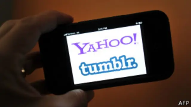 Logos de Yahoo! y Tumblr. 