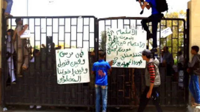 الإفراج عن الجنود المختطفين ينهي أزمة إضافية في مصر