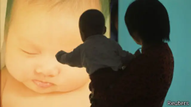 Các vụ bê bối sữa nhiễm độc khiến người tiêu dùng Trung Quốc quay sang các nhãn sữa nước ngoài