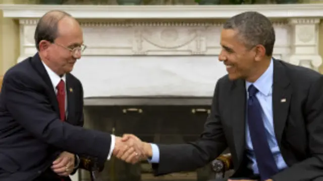 Presiden Obama memuji Presiden Burma Thein Sein yang dianggap mampu membawa Burma menuju reformasi politik dan ekonomi.