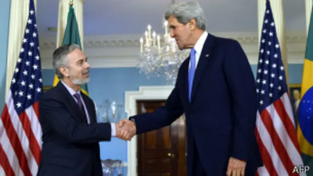 Patriota e Kerry em encontro nesta segunda-feira (AFP)