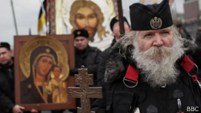 Православный хоругвеносец