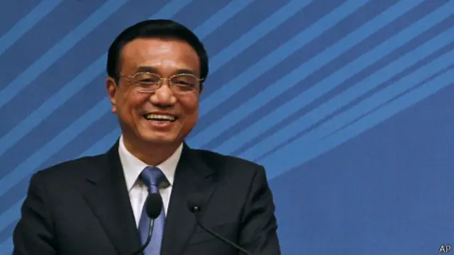 李克强5月21日在印度孟买对当地商界精英发表演讲