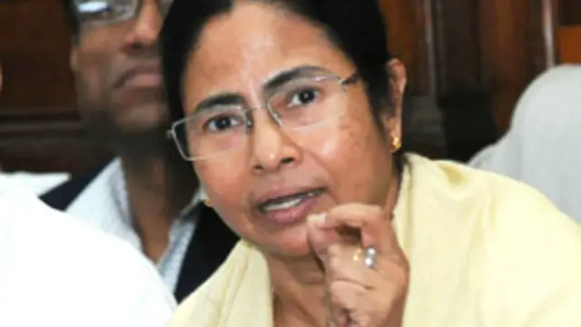 دو سال قبل اقتدار میں آنے والی ممتا بنرجی کی حکومت نے وعدہ کیا تھا کہ سیاسی قیدیوں کو رہا کیا جائے گا