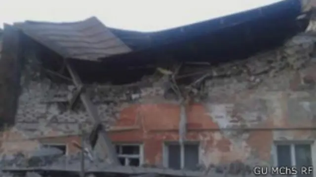 Обрушившийся дом