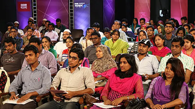 দর্শকদের একাংশ