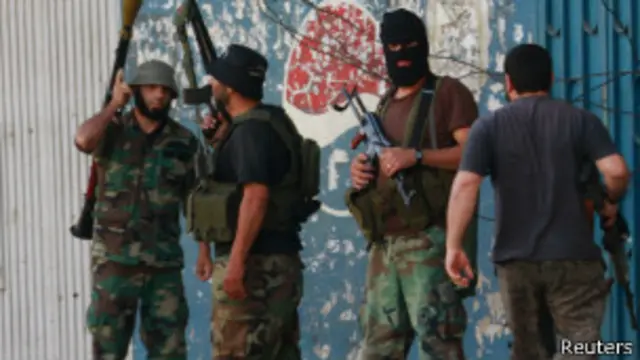 شبه نظامیان سنی در طرابلس