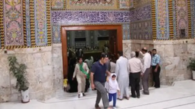 أحد مداخل مرقد الإمام الحسين في كربلاء