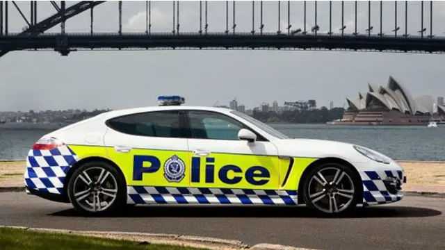 पार्श पैनामेरा स्टैंडर्ड वी6 इंजन से लैस है.