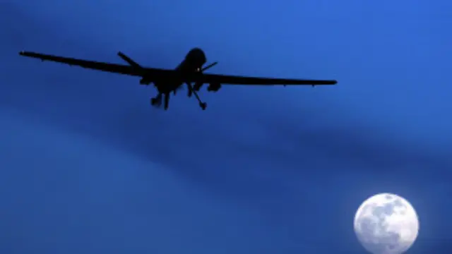 د پاکستان حکومت په وار-وار د امریکا جګپوړو دیپلوماتاتو او چاروکو ته ویلي، چې پاکستان کې دې د څارګرو الوتکو بریدونه ودروي.