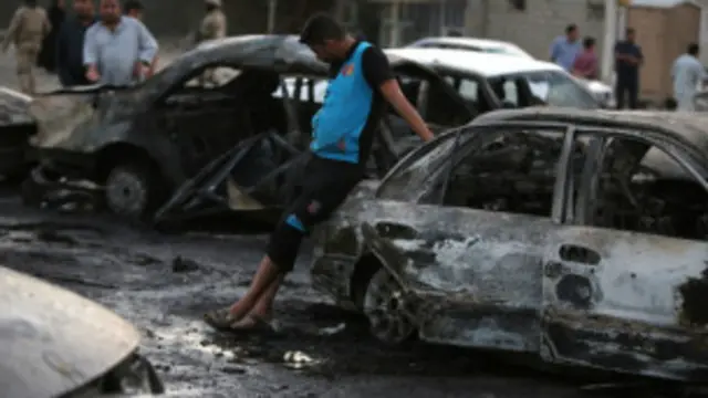 شهدت بغداد 12 تفجيرا على الأقل يوم الإثنين