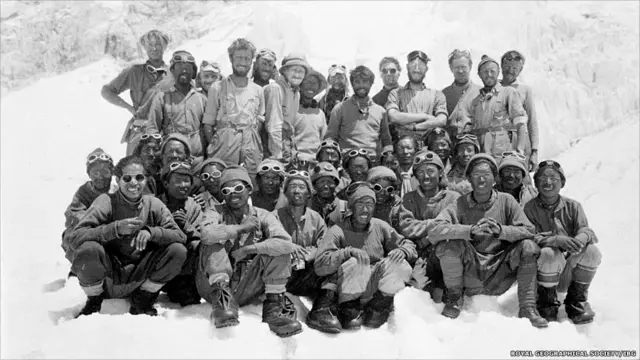 Члены экспедиции 1953 года.