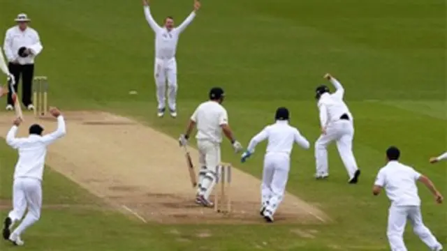 انگلینڈ کے بالرگرائم سوان کو میچ کا بہترین کھلاڑی قرار دیا گیا