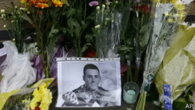 Ли Ригби, фото