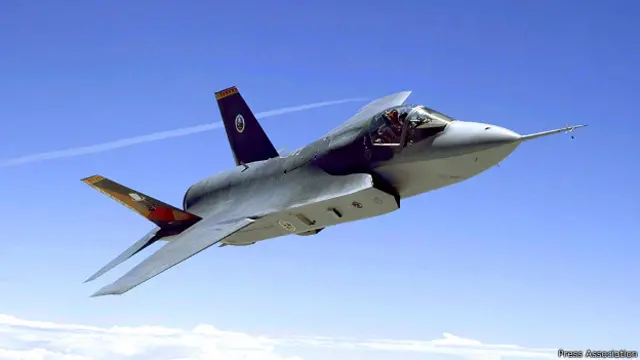 एफ-35 ज्वाइंट स्ट्राइक फाइटर 