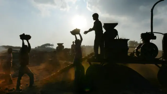 भारत में खनन में लगे मजदूर