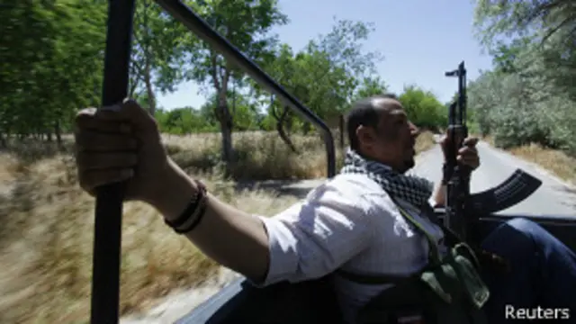 Боец-шиит в пригороде Дамаска