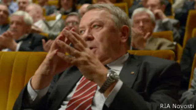 Владимир Фортов