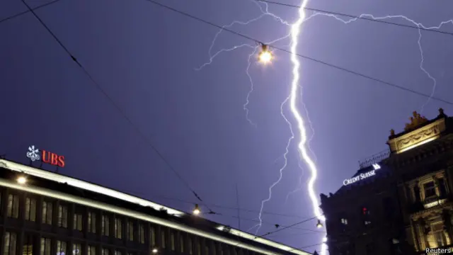 بسیاری از سوئیسی‌ها معتقدند که رازداری نظام بانکی این کشور قابل دوام نیست