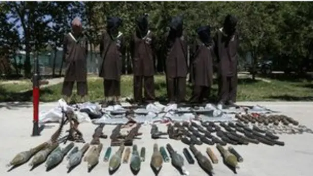 د ملي امنیت اداره وايي، دغه کسان یې تېره شپه د عملیاتو پرمهال نیولي.