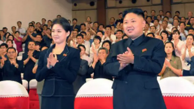Giới báo chí đã từng nhầm lẫn giữa bà Ri Sol-ju với bà Hyon Song-wol vào năm ngoái