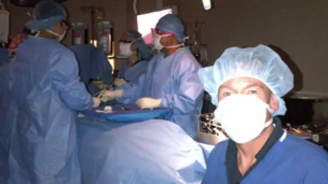 فريق الإصابات مدرب على التعامل مع الحالات الحرجة.