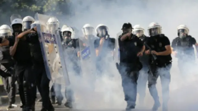 اردوغان گفته است که در مورد اتهام توسل بیش از حد پلیس به زور علیه معترضان، تحقیق خواهد شد