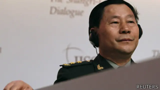 戚建國在新加坡香格里拉對話上就座(2/6/2013)