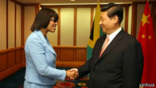 习近平会见牙买加总理辛普森-米勒