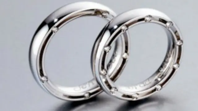 په برتانیا کې د اجباري ودونو ضد اداره وايي ډېر ځله نجوني او هلکان په دې پلمه له برتانیا نه بیول کېږي چې د بل خپل واده ته ځي خو په بل هېواد کې خبرېږي چې واده د دوی خپل وي.
