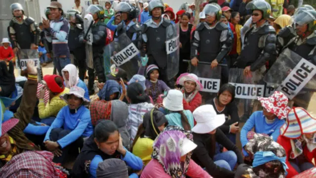 Buruh mogok di Kamboja