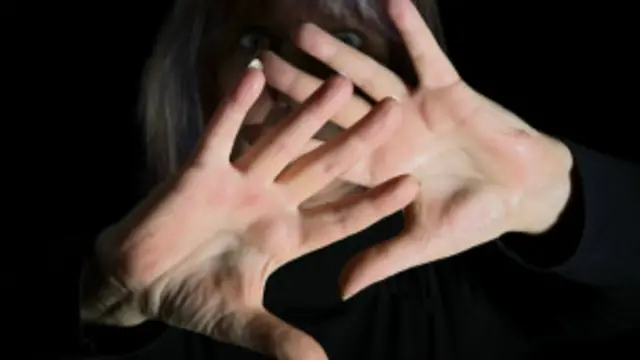 အမျိုးသမီးတွေ ကာကွယ်ဖို့ ဥပဒေ