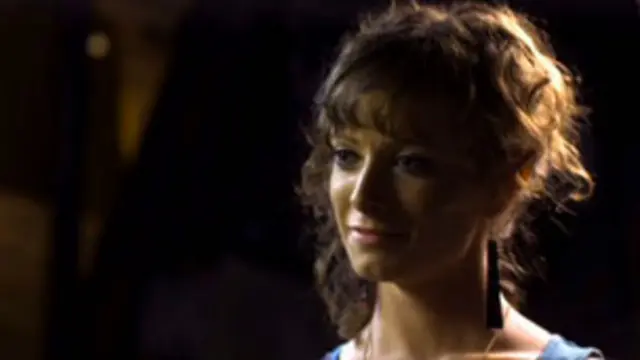 فلم میں کینوس پر رنگوں کے بہاؤ کو بڑے تخلیقی انداز سے استعمال کیا گیا ہے