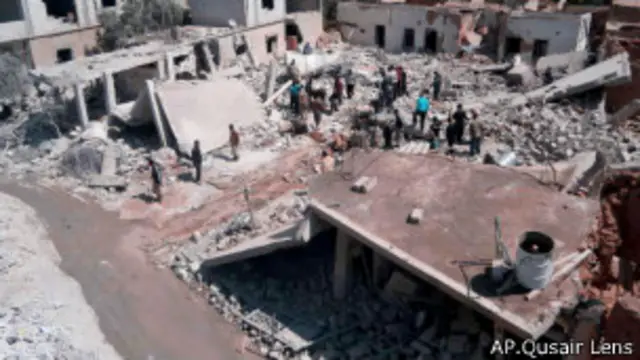 قصیر در روزهای گذشته زیر هجوم سنگین حملات از جمله بمباران هوایی بوده است