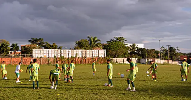 Treino do Paragominas em Rio Branco, antes de jogo pela Série D