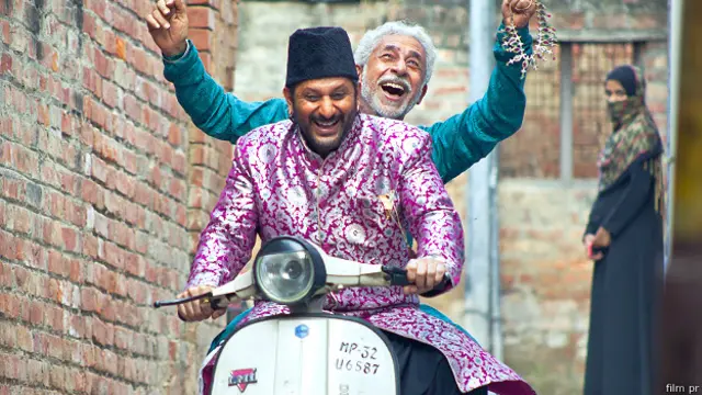 ارشد وارثی کے سرکٹ کے رول کو بےانتہا مقبولیت ملی اس کے بعد انھوں نے عشقیہ اور ڈیڑھ عشقیہ میں بھی اسی طرح کا کردار نبھایا