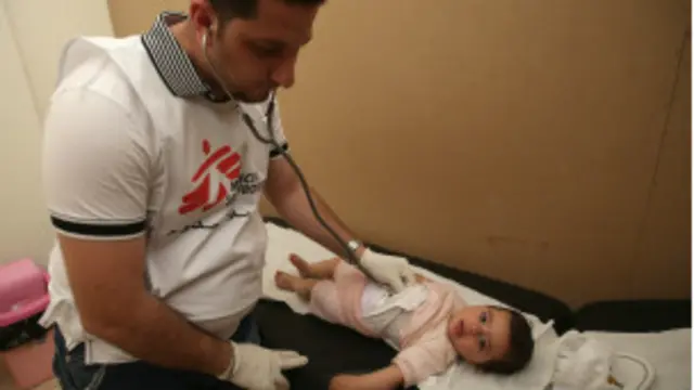 कुसैर में खाना, पानी और दवाइयों की भारी कमी है