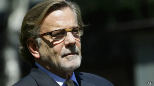 बेल्स के वक़ील का कहना है कि वो हत्याकांड ने उसे तोड़ दिया