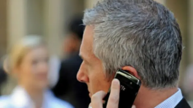 عدالتی حکم سابق صدر جارج بش کے دور میں منظور کیے جانے والے پیٹریاٹک ایکٹ کے تحت جاری کیا گیا ہے