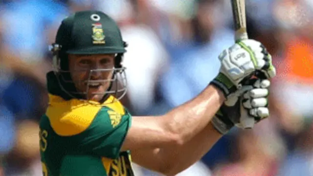 ابراہم ڈی ویلیئرز نے سات چوکوں کی مدد سے 70 رنز کی اننگز کھیلی