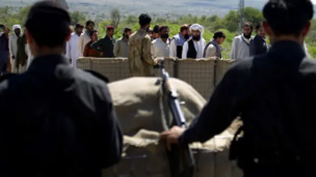 حکومت له طالبانو سره د خبرو لپاره نوې کمېټه جوړه کړې ده.