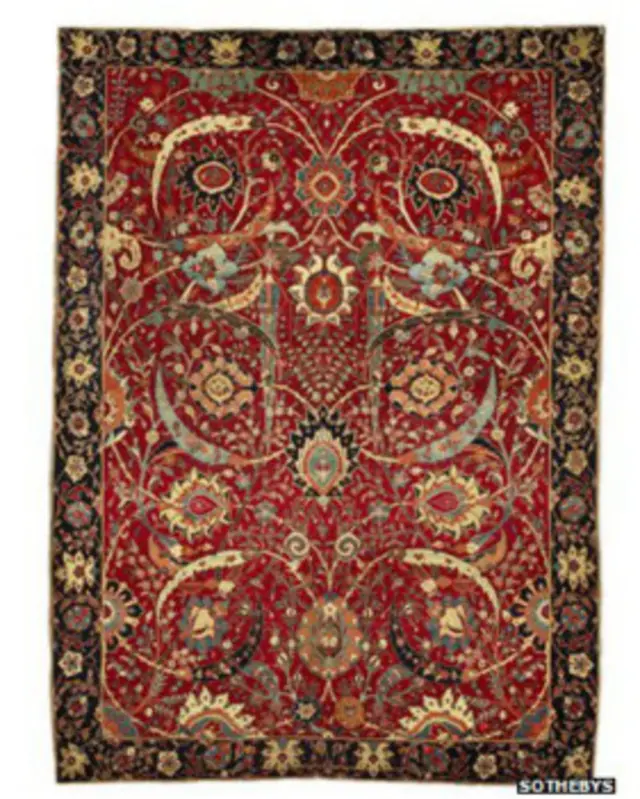 ईरानी क़ालीन ख़रीदने के लिए चार ख़रीददारों ने दस मिनट तक बोली लगाई.